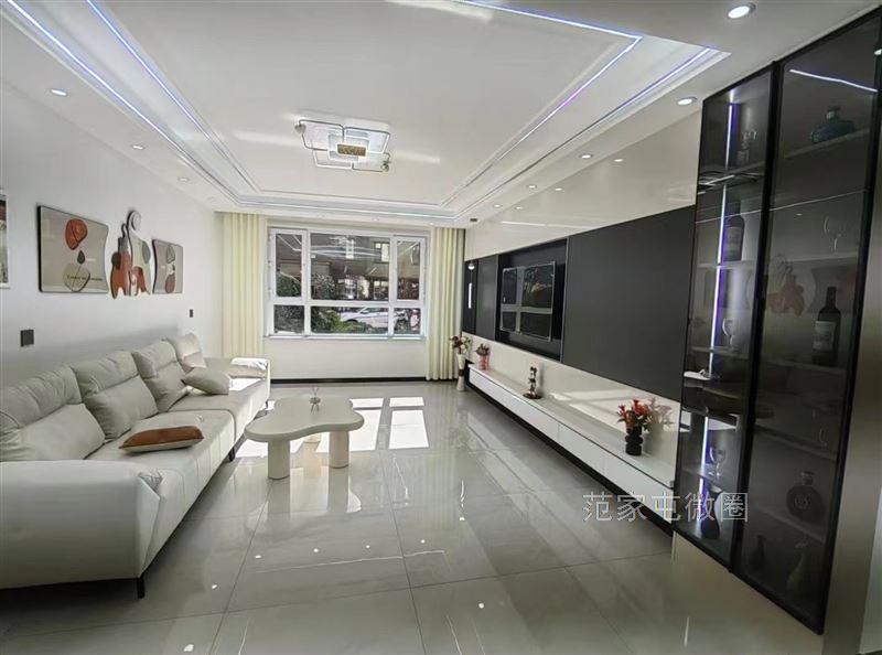 北部新城，一楼精装带花园