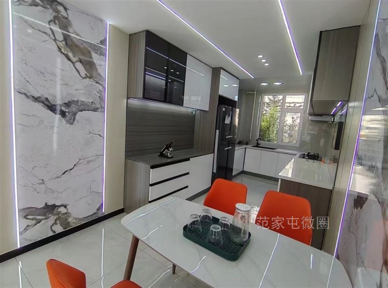 北部新城，一楼精装带花园