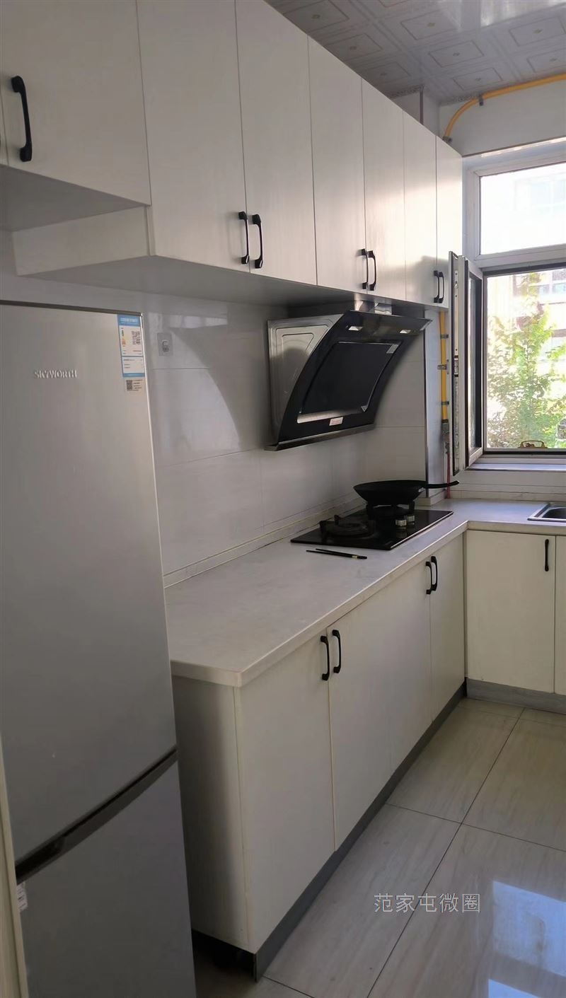 出租，包物业采暖