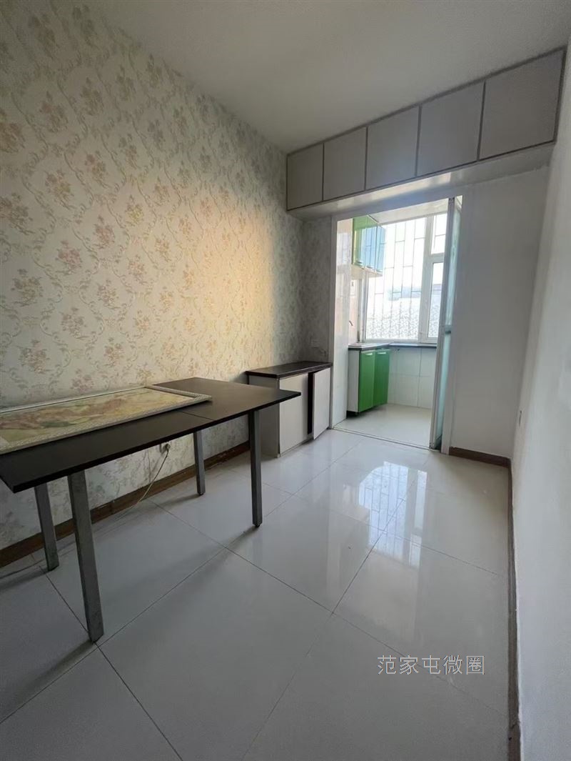 街里学区房，底价20多点