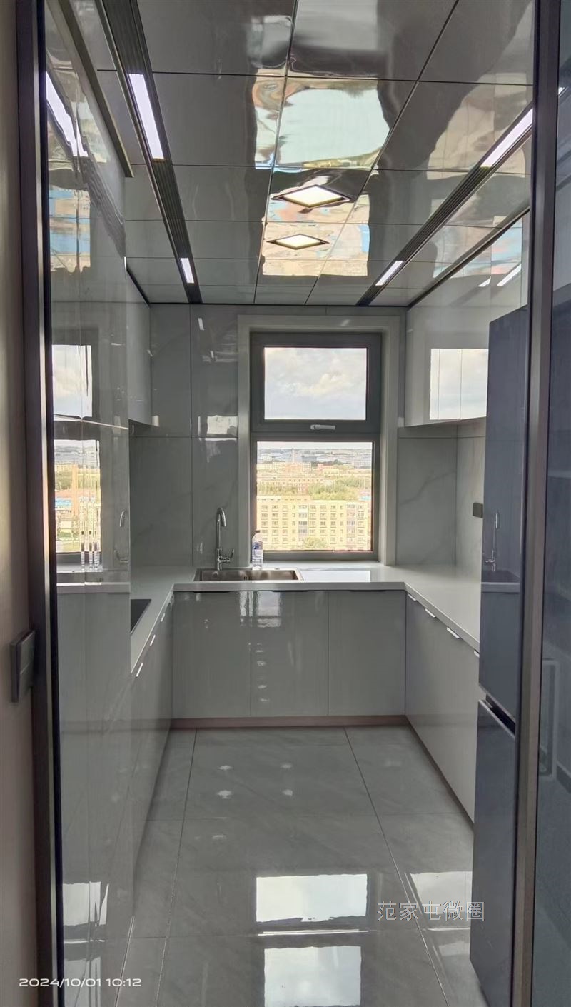 十多万精装房电梯房