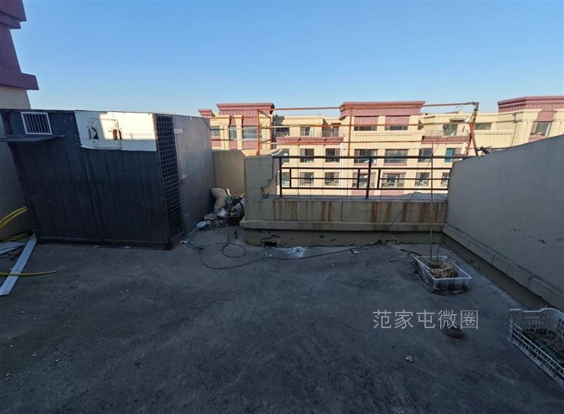 出售硅谷钻石6楼带阁楼